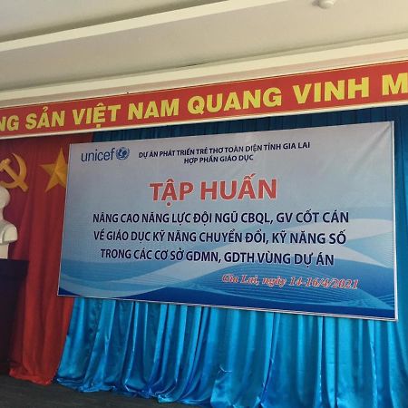 Cong Doan Gia Lai Hotel Pleiku Exteriör bild