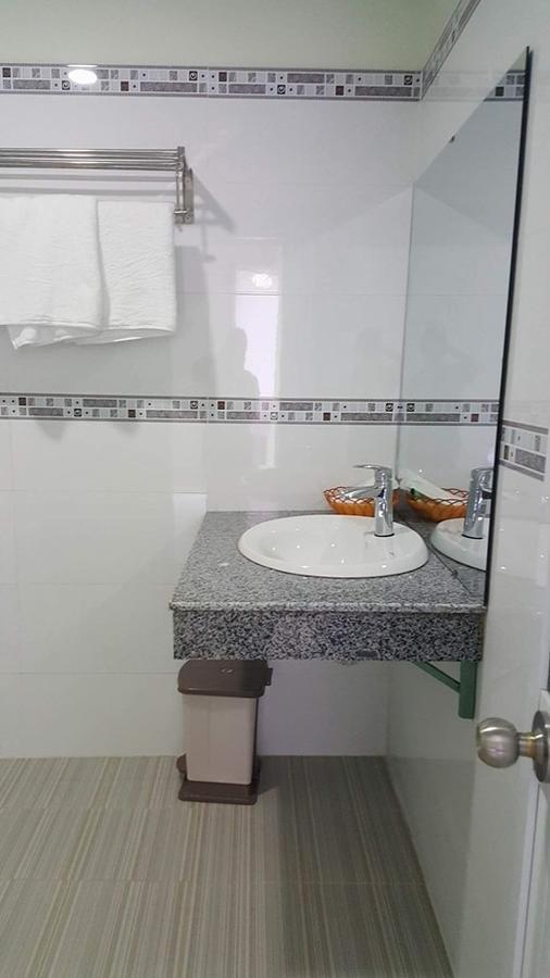Cong Doan Gia Lai Hotel Pleiku Exteriör bild